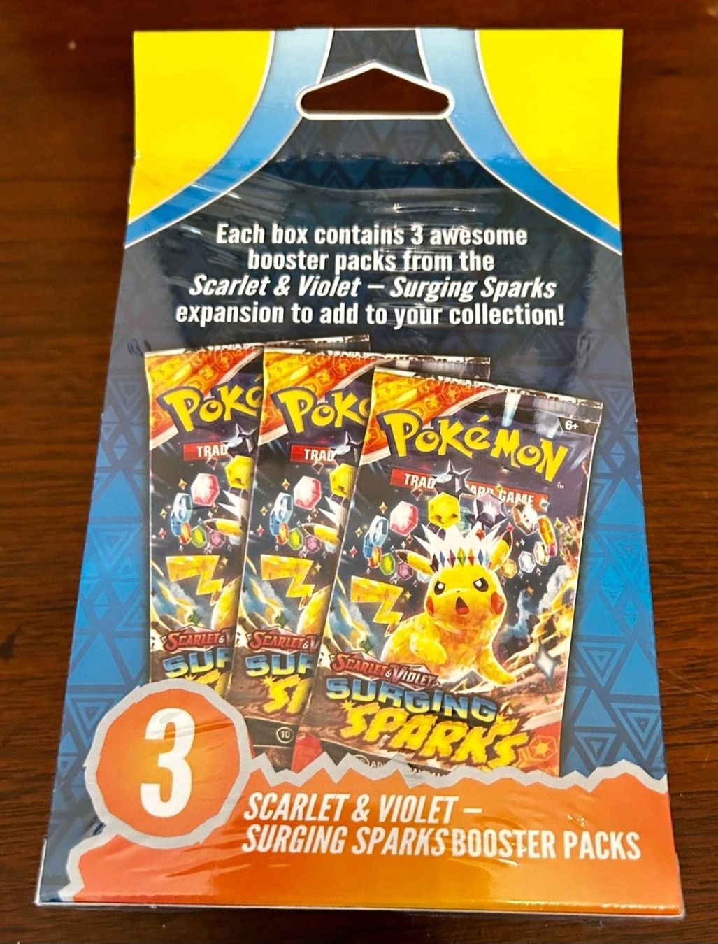 Pokémon Carte collezionabili: Pokemon Scarlet & Violet - Surging Sparks - 3 pacchetti – Nuovo e nell'imballaggio originale da Winterthur venduto da VZ123 1