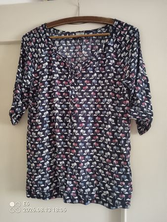 Bluse mit Pumpsmuster