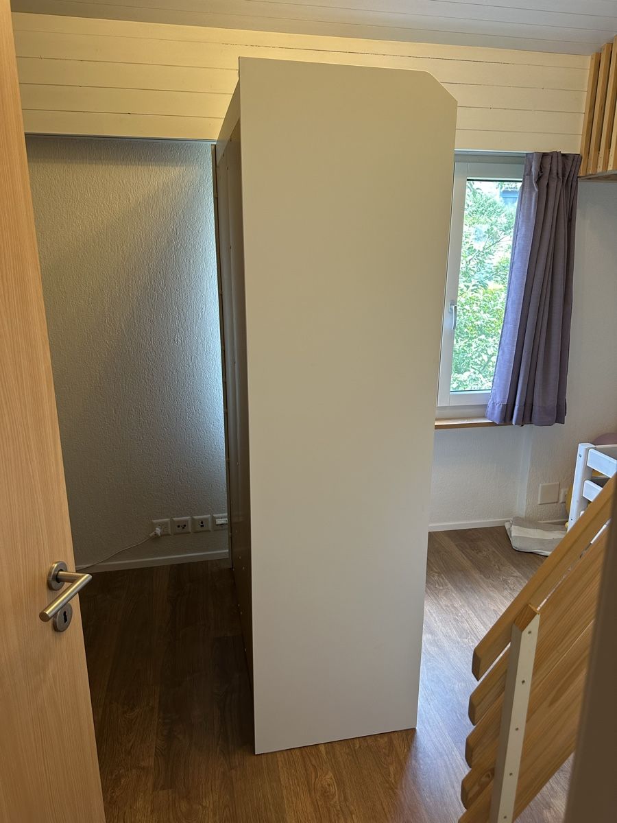 Armadi: Top Kleiderschrank ab CHF 1.00!! – Usato da Wolfhausen venduto da Hole-in-One 5
