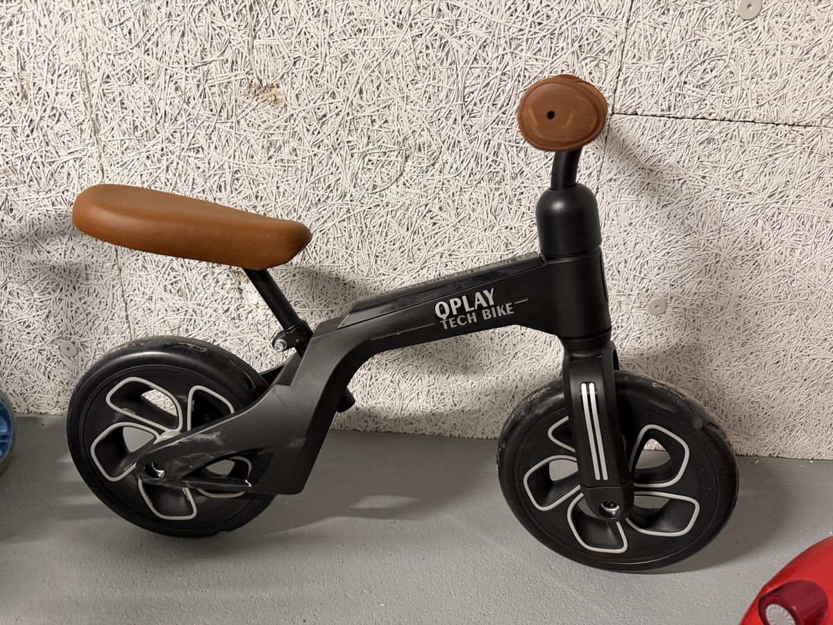 Véhicules pour enfants: Qpay Laufrad  – D'occasion à Perlen par H.Spa