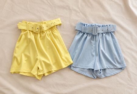 Boohoo Paper Bag Shorts mit Gürtel Gr. S – 2er Set – Neu 