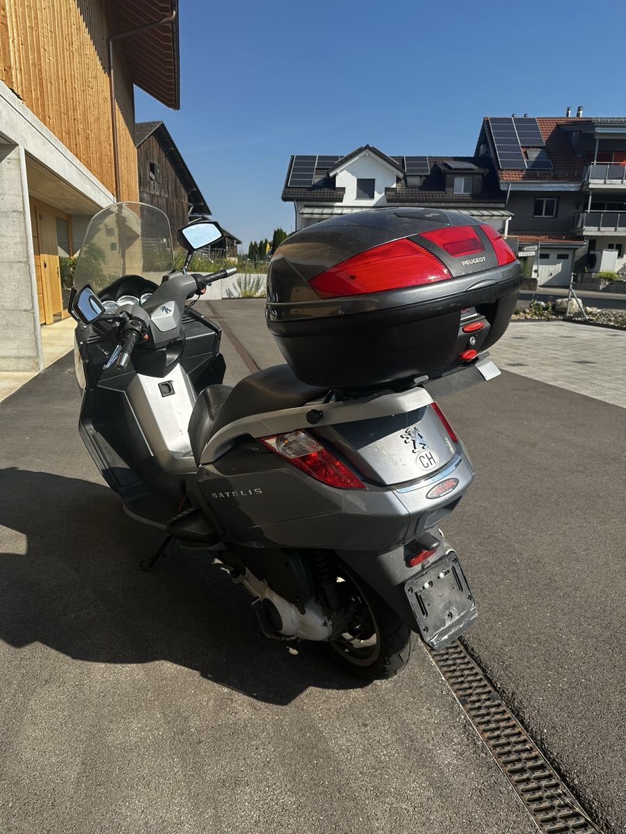 Peugeot Sonstige: Peugeto Satelis 250 – Defekt aus Hauptwil von adler1995 1