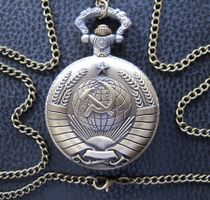 Umhängeuhr mit Russland-Motiv Russia