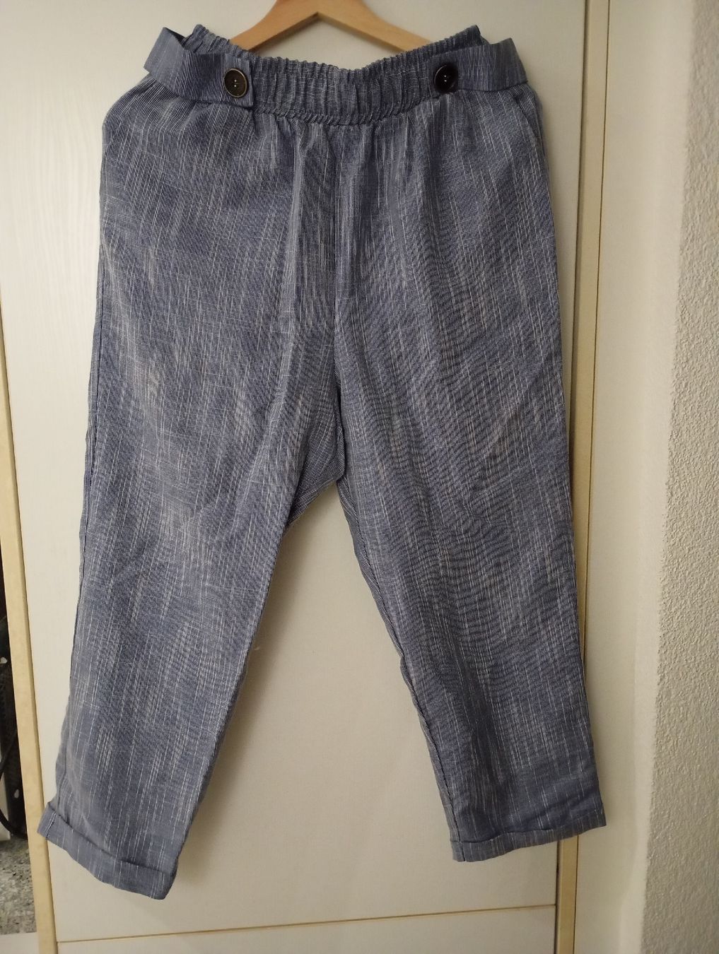 Hosen: Damen Stoffhose – Gebraucht aus Buchs ZH von indli10