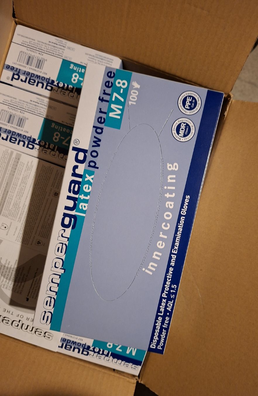 Guanti & manicotti: Semperguard Latex Handschuhe Grösse M – Nuovo e nell'imballaggio originale da Oberbipp venduto da RD_69 2