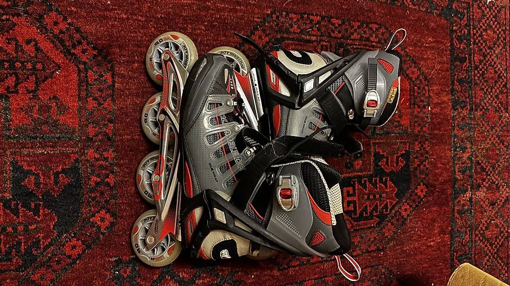 Pattini in linea & Pattini a rotelle: Rollerblade 44.5 – Usato da Riehen venduto da ger_z6vj