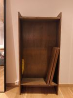 Regal aus Holz