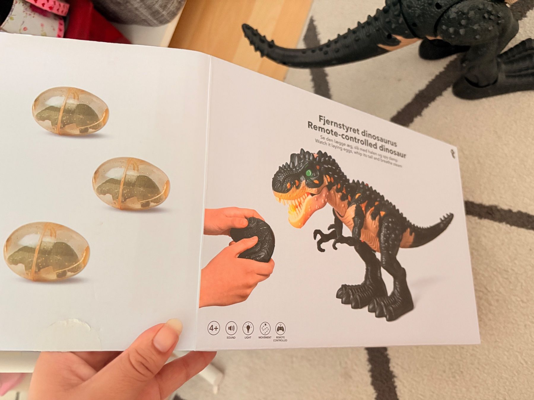 Giocattoli: Remote-Controlled Dinosaurier – Nuovo (secondo la descrizione) da Wil SG venduto da kar_wvt5 1