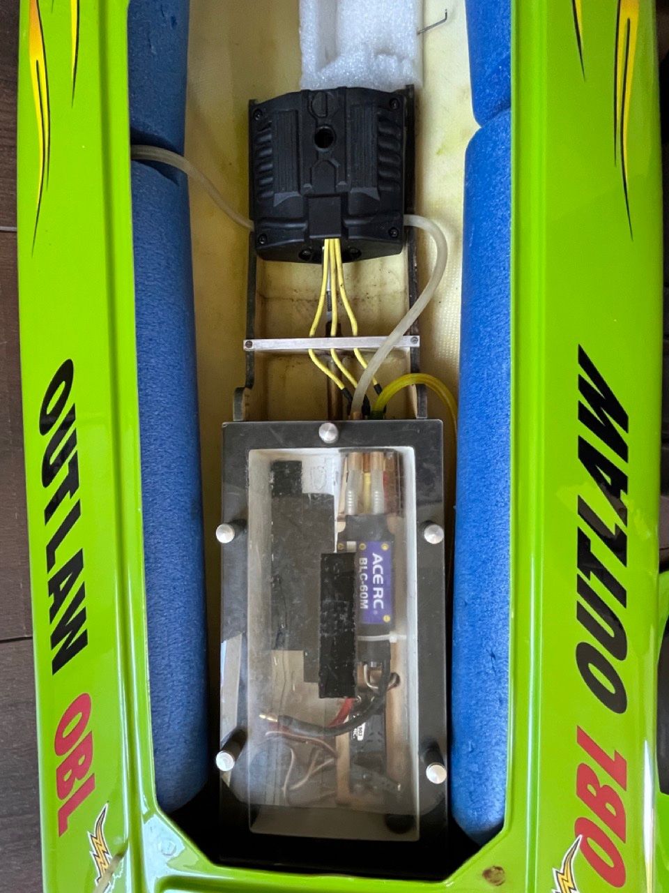 Thunder Tiger Modellismo RC: Grosses und schnelles RC-Boot OBL Outlaw – Usato da frick venduto da comi 3