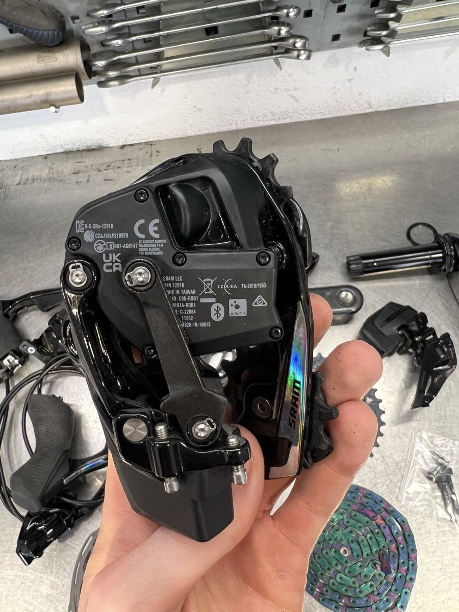 Sram Pièces détachées: Sram Force AXS 2x12 Groupset – Neuf (Voir description) à Bern par 35_bbw 6