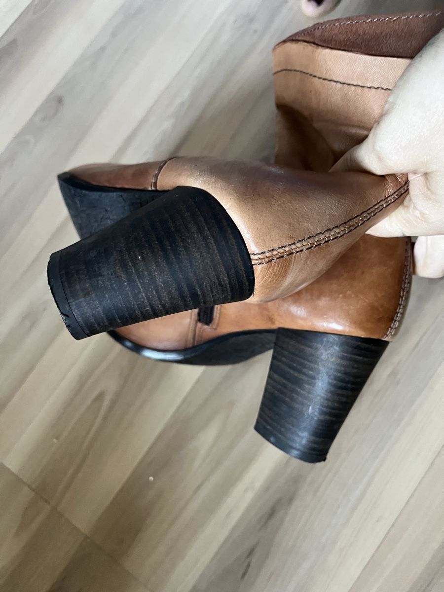 Damenschuhe: Braune Leder Stiefeletten mit Absatz, Grösse 40 – Gebraucht aus Hochdorf von Forestgreen 3