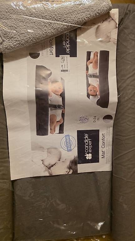 Fasciatoi & Accessori: Matelas pour table à langer  – Usato da Compesières venduto da mlle_steph 2