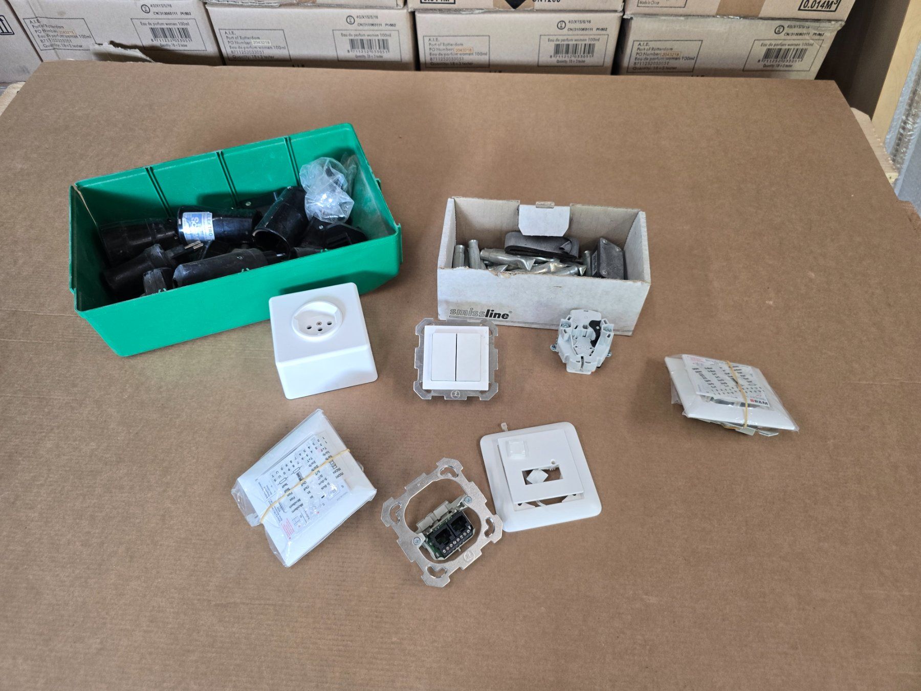 Stecker: Posten diverser Stecker, Dosen usw. ab 1.- – Gebraucht aus KRINAU von Mio_Liqstyle 7