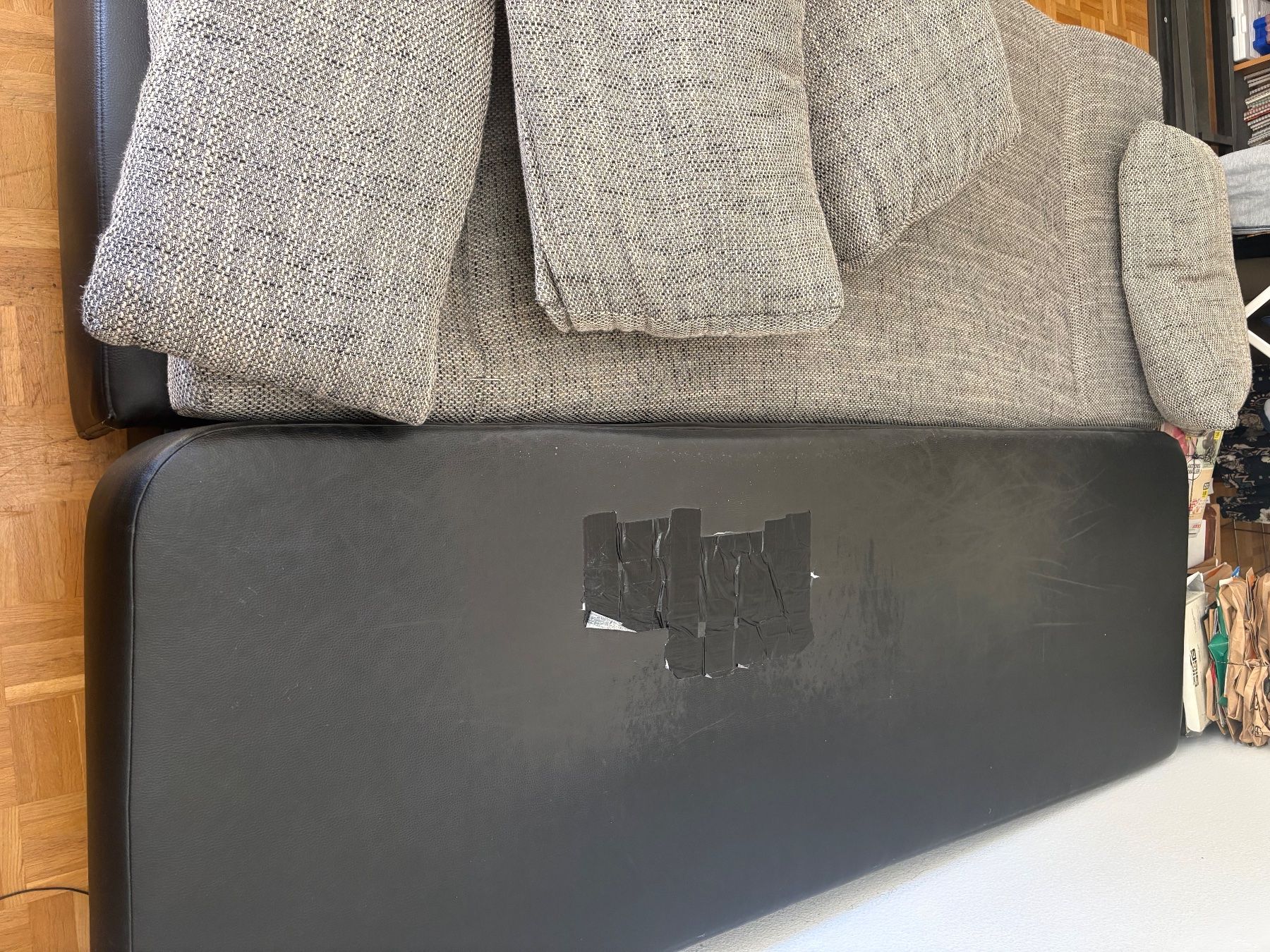 Sofas: Bequemes Bettsofa 1.- – Défectueux à Bern par ann_5m92 3