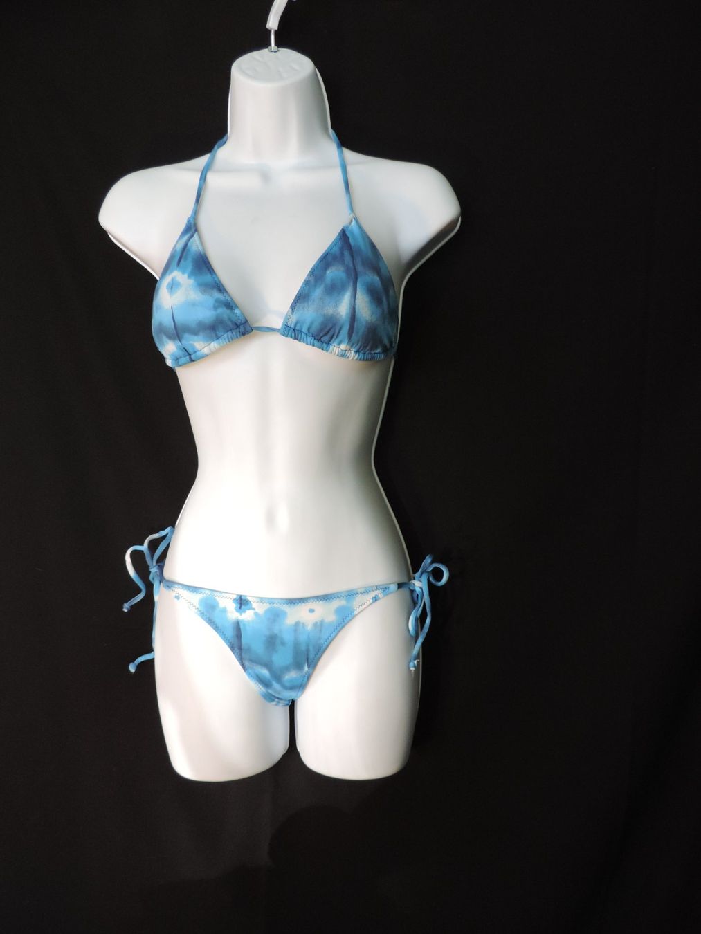 Badekleider & Bikinis: maillot de bain 2 pièces nuances de bleus – Gebraucht aus Genève von Axelle333 5
