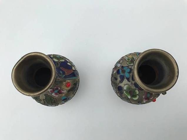 Vasen & Gefässe: Paire de 2 ravissants vases à décor d' émaux – Gebraucht aus Chernex von lar_w99f 3