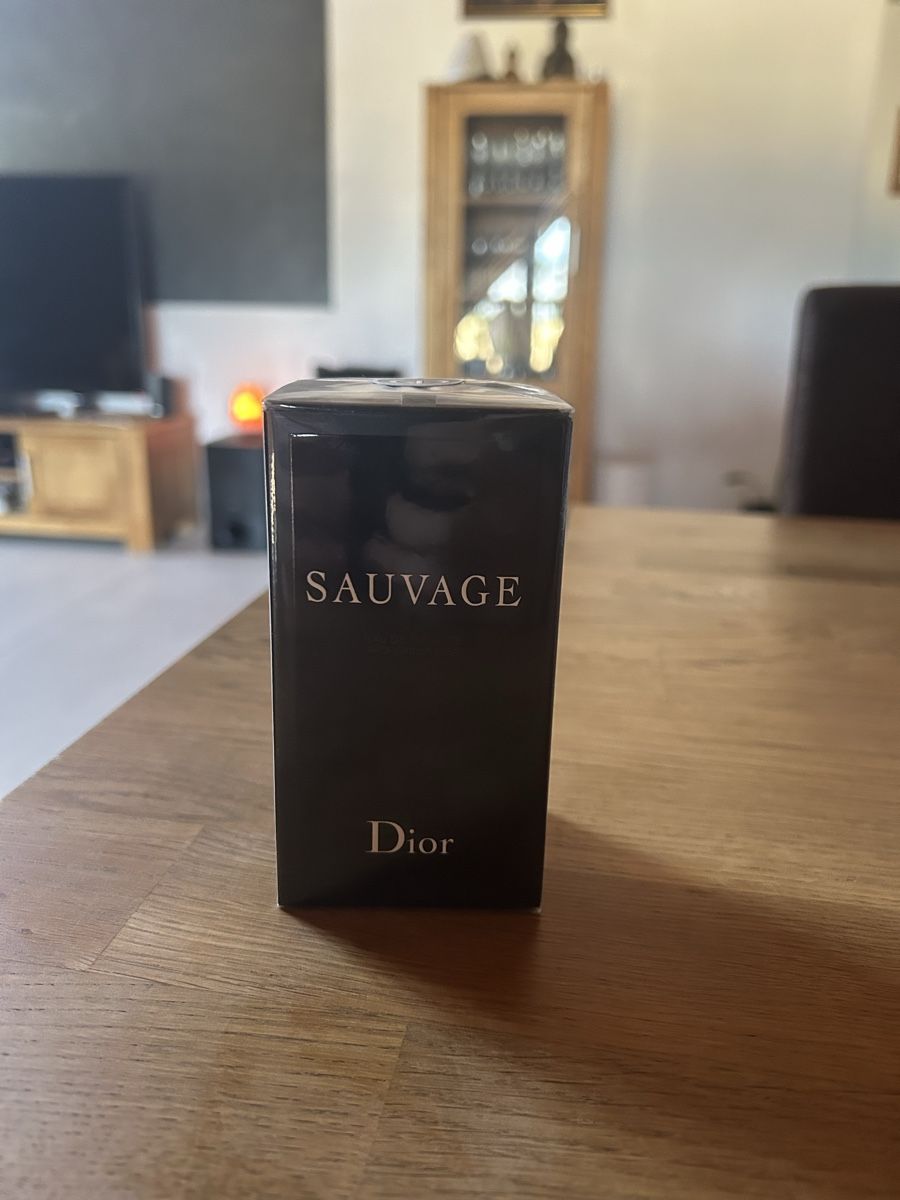 Dior Profumi & Eau de Toilette: Dior Sauvage Eau de Toilette – Nuovo e nell'imballaggio originale da Pieterlen venduto da Marco_Cunha