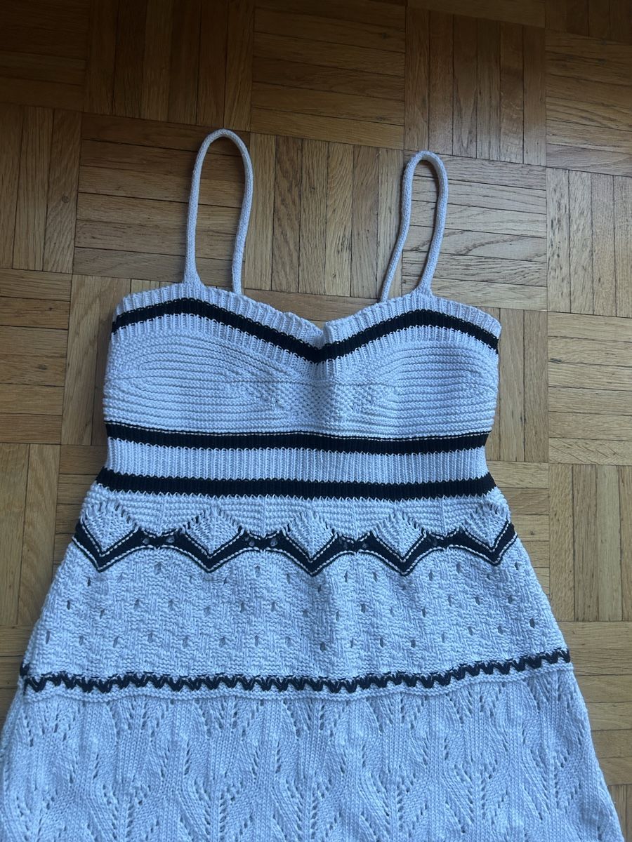 Kleider: Robe longue en maille  – Gebraucht aus Grand-Lancy von eli_x5k9 1