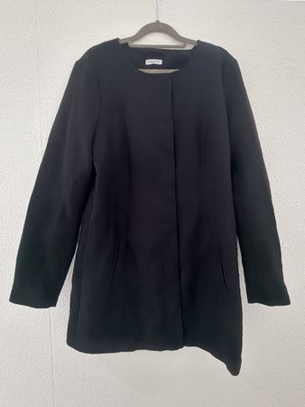 Jacqueline de Yong Mantel Gr. L – Schwarz 