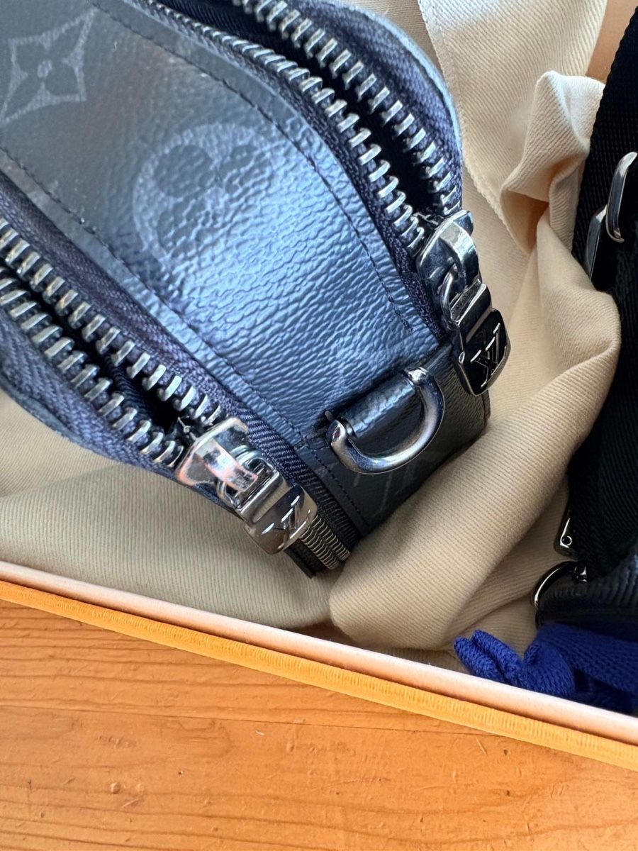 Louis Vuitton Borse: Sacoche Louis Vuitton  – Usato da Yverdon-les-Bains venduto da dia_jhj7 1