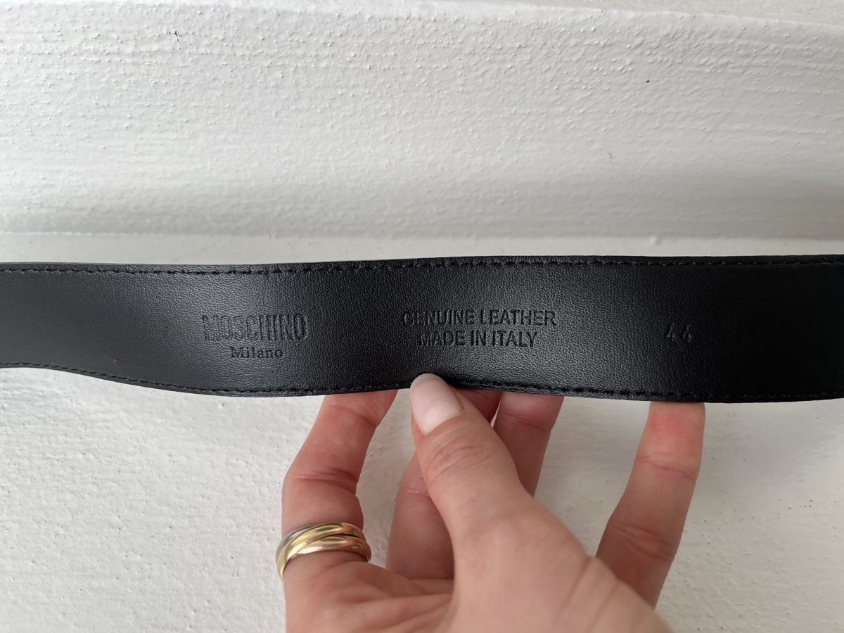 Moschino Cinture: MOSCHINO Ledergürtel – Usato da Rotkreuz venduto da jul_y55x 1