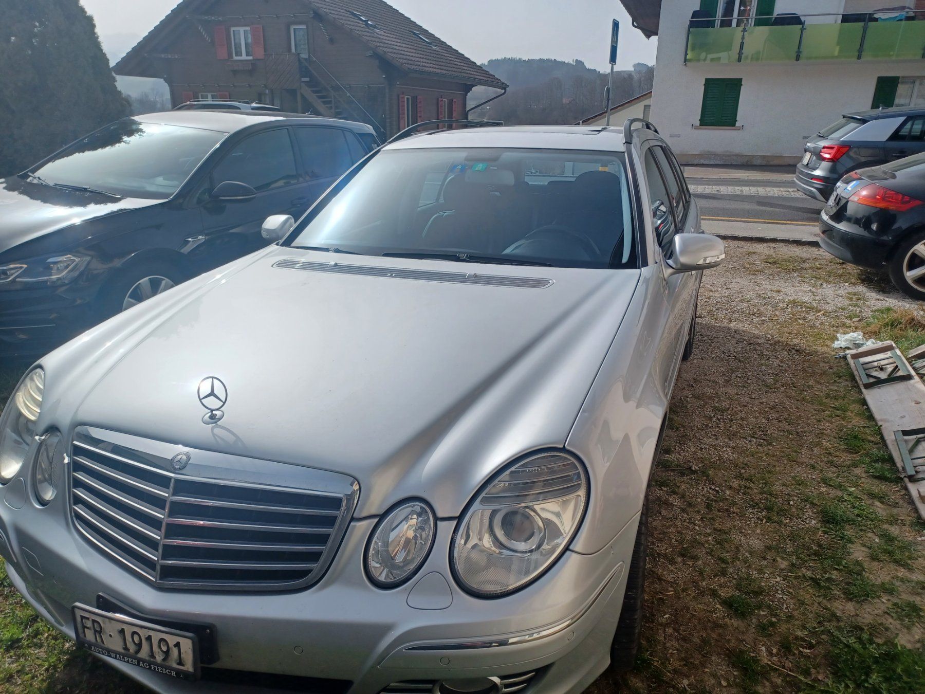 Mercedes-Benz Automobili: Mercedes-Benz E320 CDI T 4-m – Usato da Alterswil FR venduto da sie_9nrr