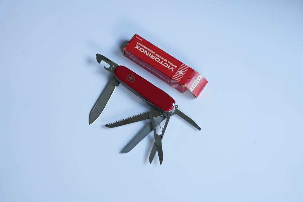Victorinox Coltelli tascabile: Victorinox Hadyman 7236mau – Nuovo (secondo la descrizione) da Oftringen venduto da btt_ddb9