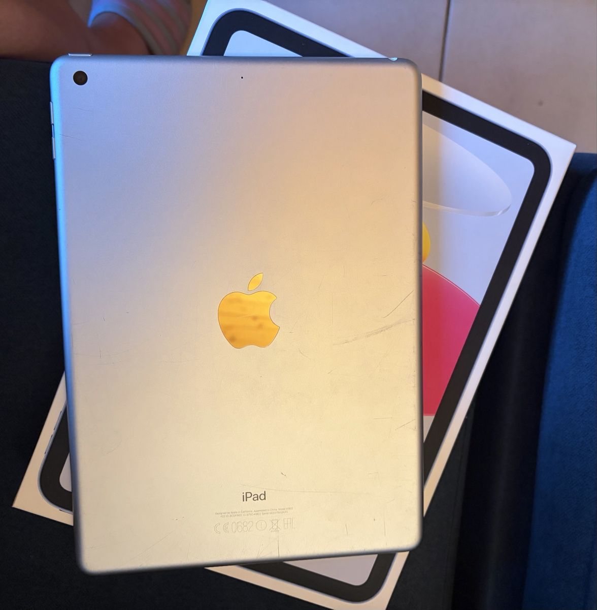 Apple Tablet PC: I-Pad silber 5 Generation 32 GB – Usato da Wichtrach venduto da angizmo