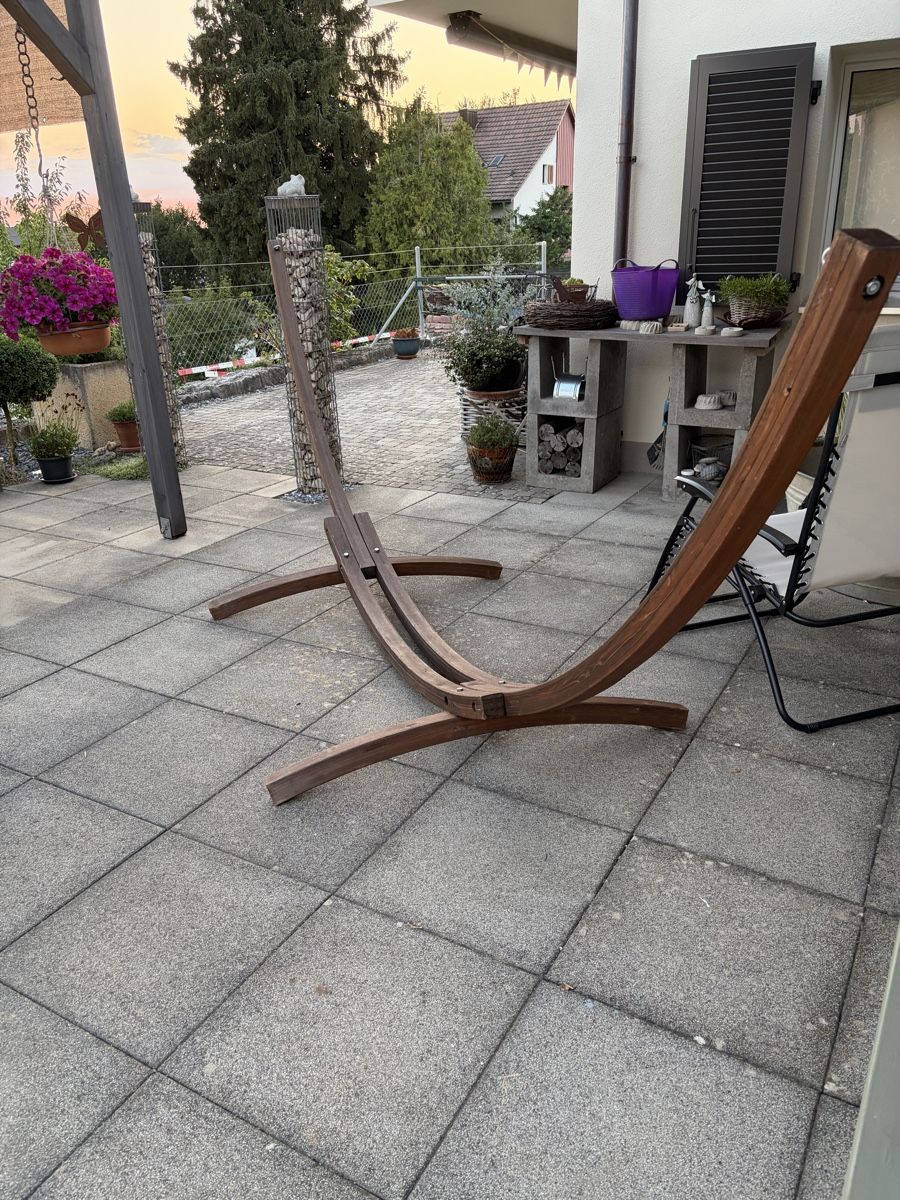 Hängematten: Hängematte mit Holzgestell – Gebraucht aus Tagelswangen von Gizzmo..77 2