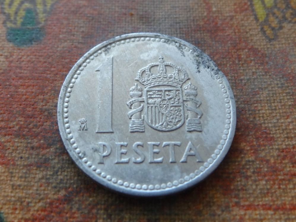 Alle Münzen: ESPAGNE  1  Pesetas  1985  (Z) – Gebraucht aus Romanel-sur-Lausanne von Swift13