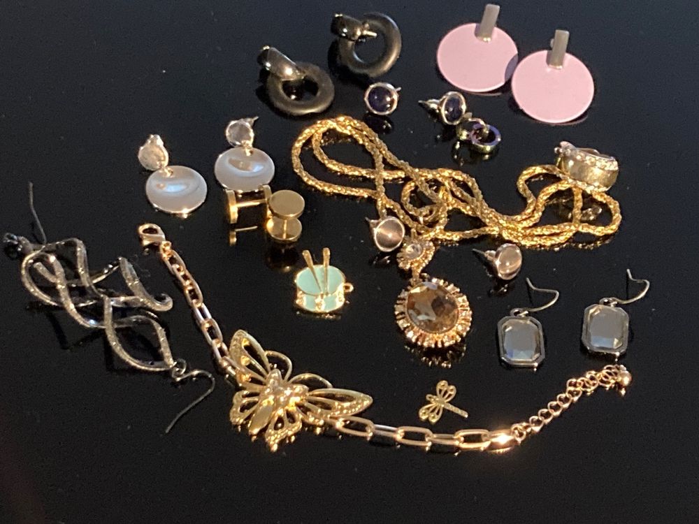 Lot Bijoux Fantaisie Vintage – Occasion
