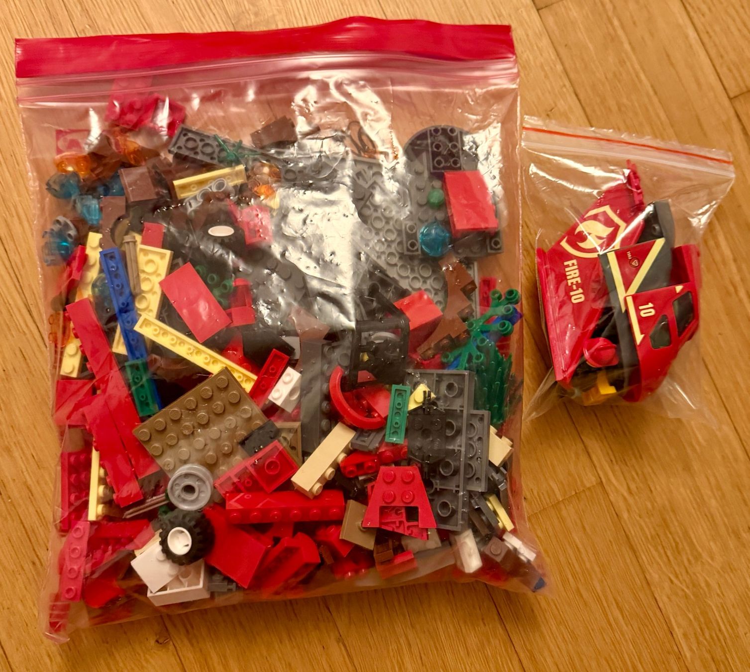 Lego Kit di costruzioni: Lego City 60217 - Fire Plane – Usato da Höri venduto da PSMarinho 4