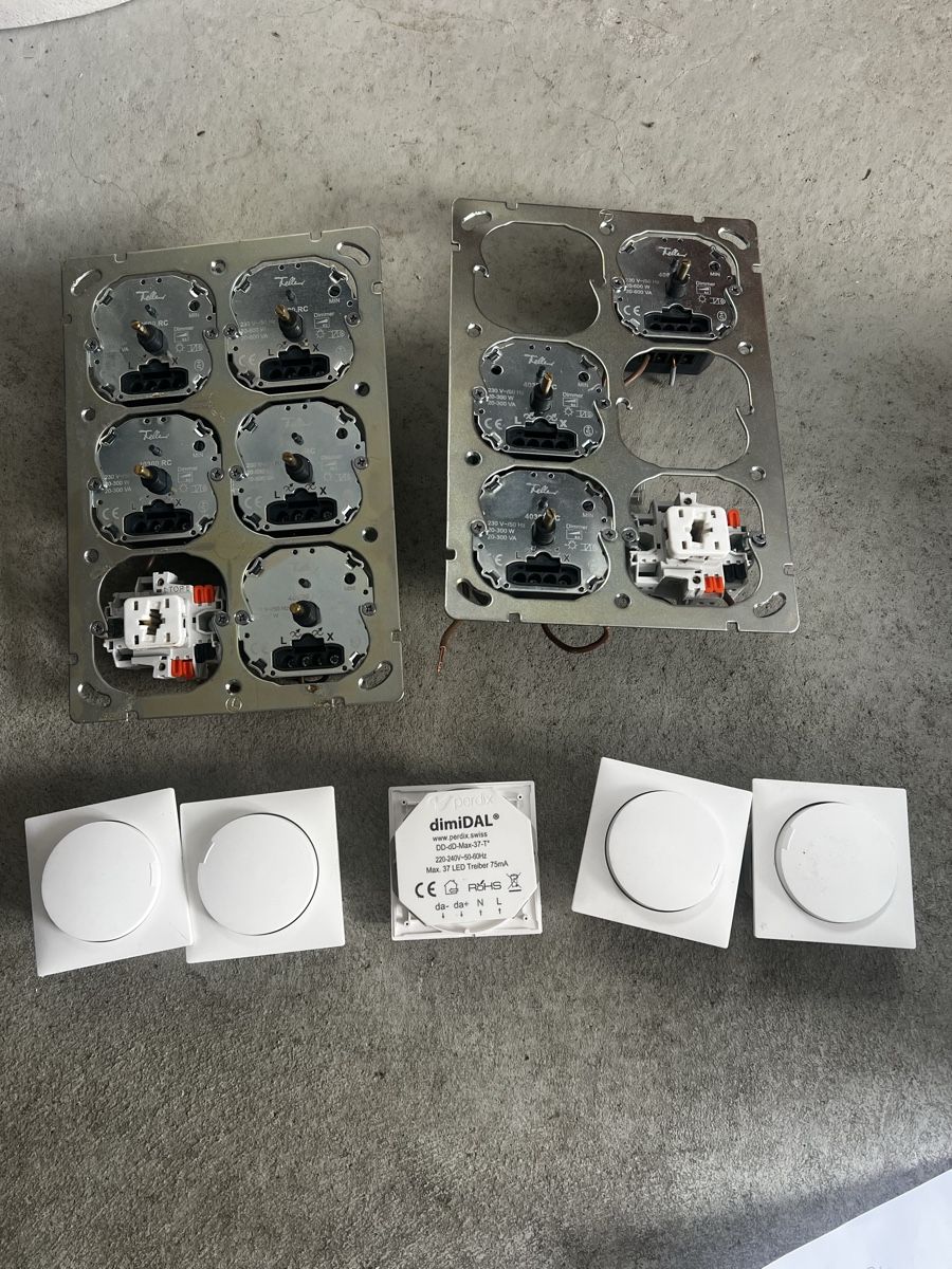Hager Componenti elettronici: Hager/Schneider FI , dimmer/Schalter – Usato da Algetshausen venduto da alfamig-164q4 1