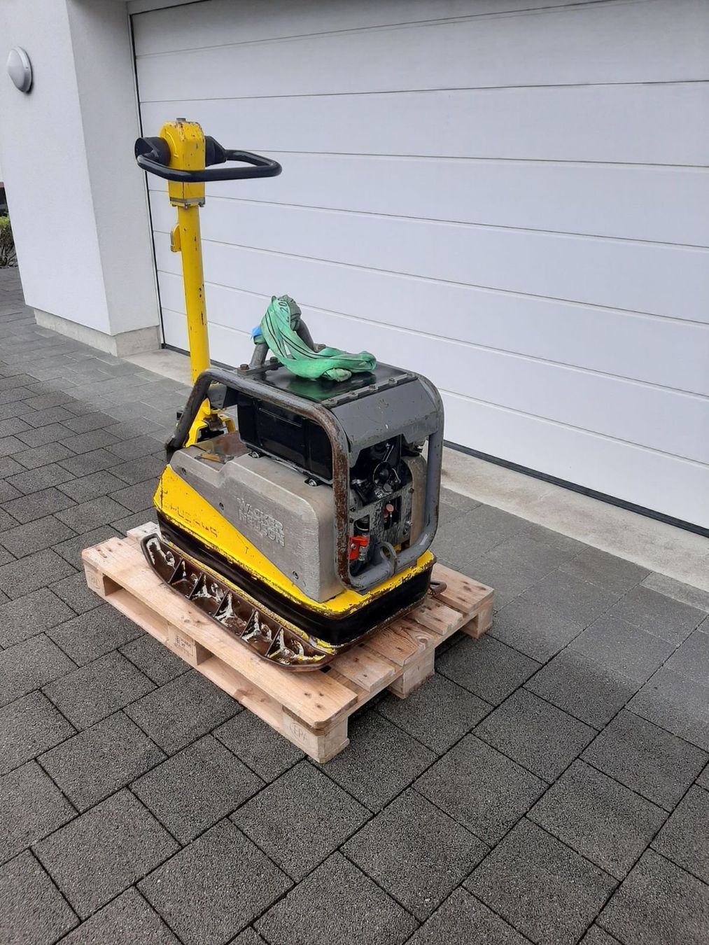 Wacker Neuson Tutte le macchine: Vibroplatte Rüttelplatte Wacker Neuson Hatz DIesel – Usato da Rain venduto da Kleinmoto 4