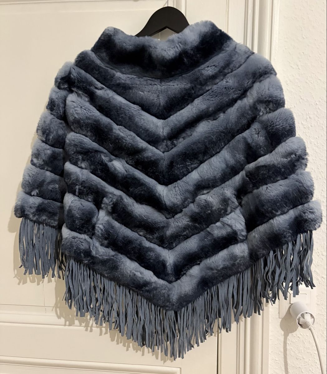 Altro in Moda donna: Poncho en fourrure Rex – Usato da Genève venduto da AlBE909