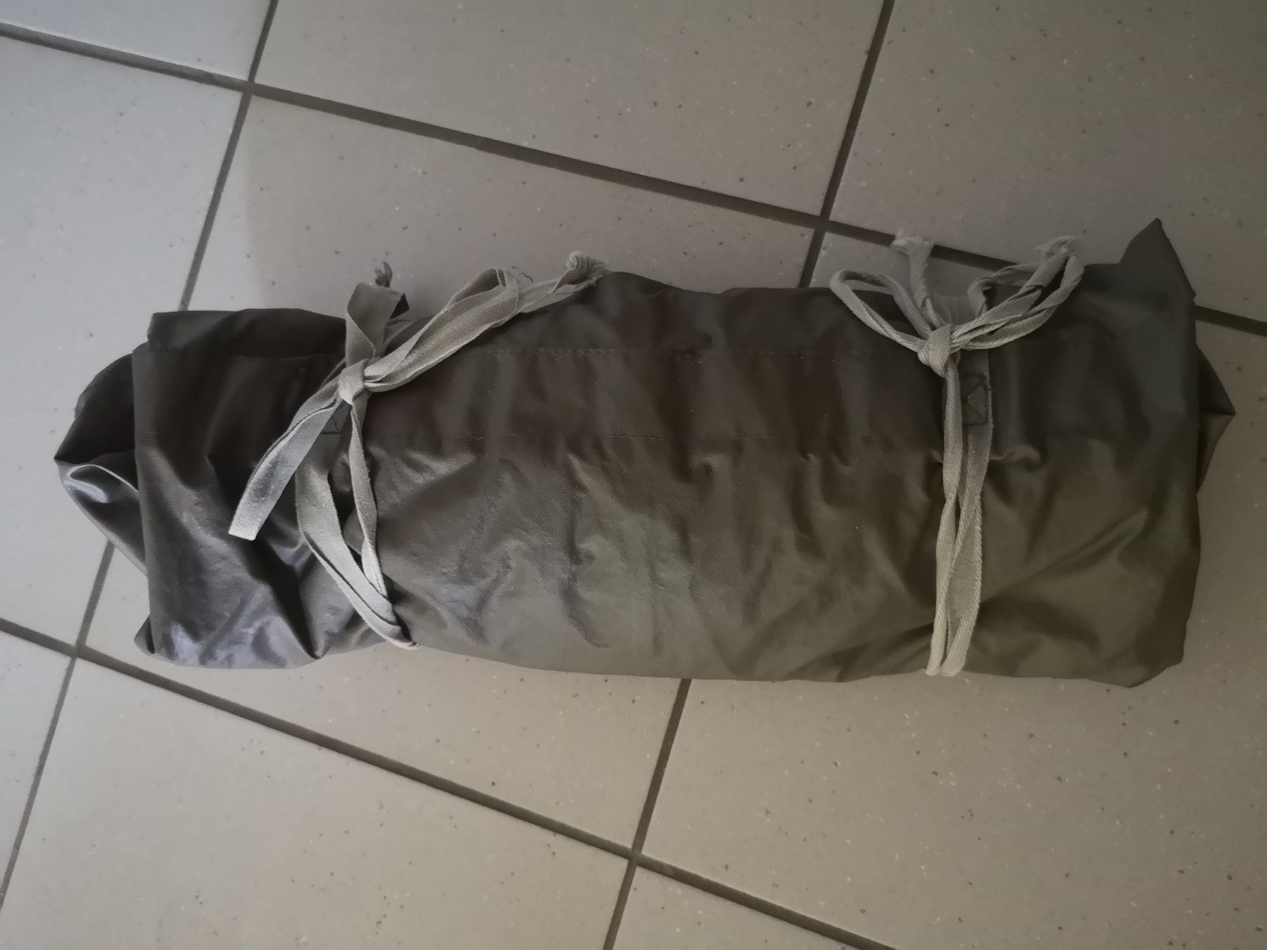 Schweizer Armee Sacchi a pelo: Schweizer Armee Biwaksack – Usato da Uster venduto da nig_kqb2 1