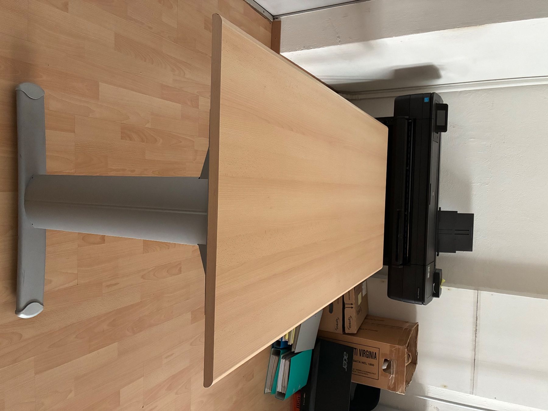Bureaux: Bureau 160 x 80 – D'occasion à Carouge GE par Daneng 1