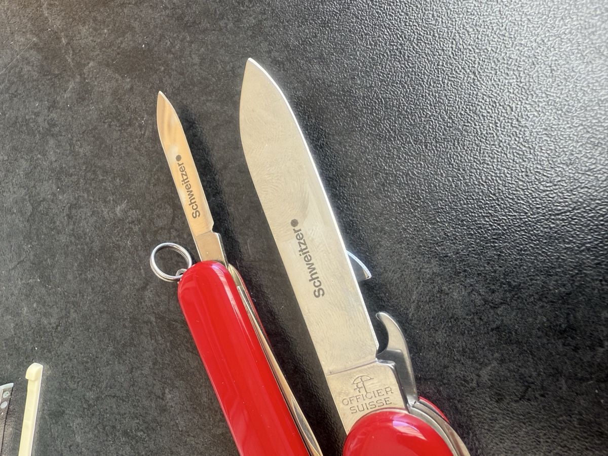 Victorinox Taschenmesser: 2 Victorinox Sackmesser rot im Set – Gebraucht aus Wettingen von Ni_la_lo 2