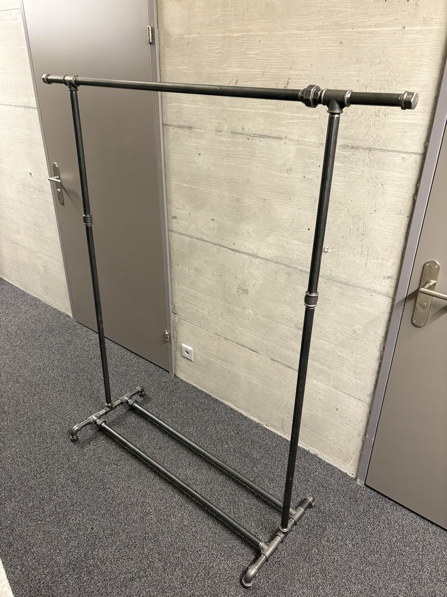 Guardaroba: Rackbuddy Garderobe – Usato da Zürich venduto da hauke42