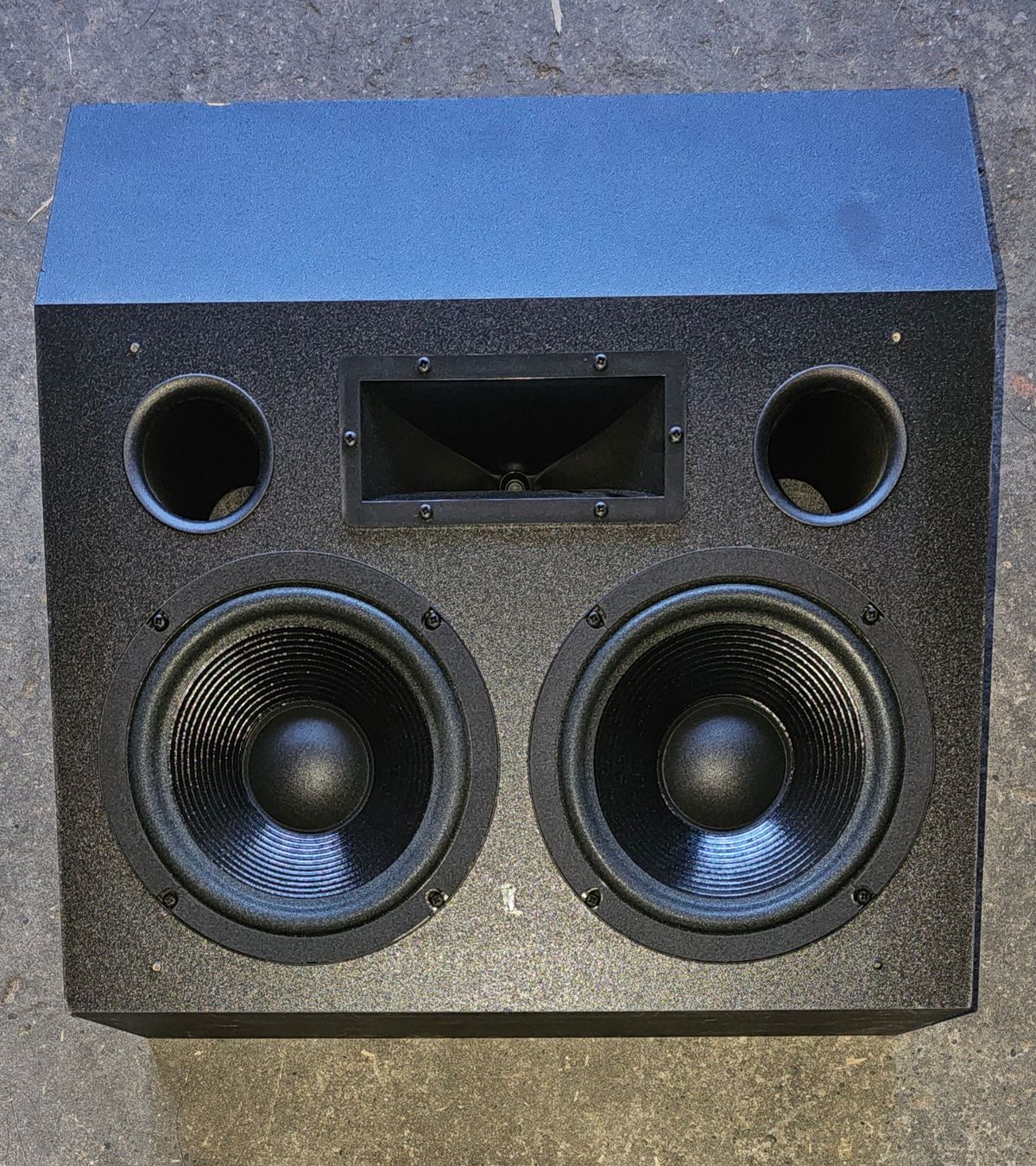 JBL Lautsprecher: JBL 8333 Surround 1 Stück – Gebraucht aus Birsfelden von missnamrit