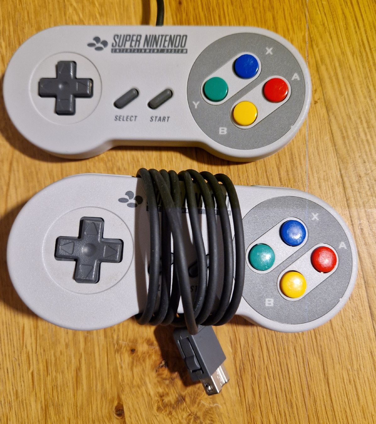 Nintendo Konsolen: Nintendo Classic Mini Super Nintendo SNES mit 2 Controller – Gebraucht aus Gerlafingen von nirry 1