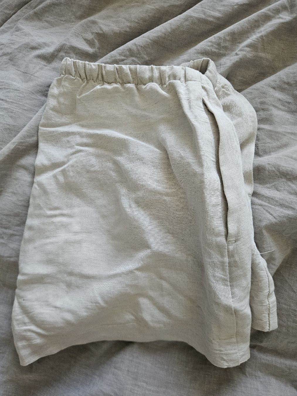 H&M Hosen: H&M Mama Leinenshort, Gr. S – Gebraucht aus Wil SG von an_ka 1