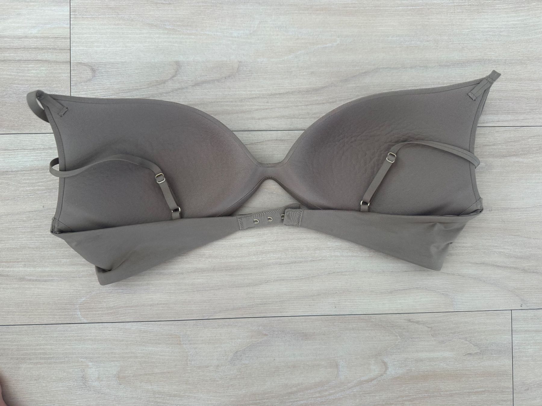 Altra biancheria intima: Damen BH in Taupe Grösse 75B – Nuovo (secondo la descrizione) da Zollikon venduto da dorean 1