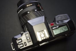 Vintage Kamera JOLT 35mm mit Objektiv 35-80mm