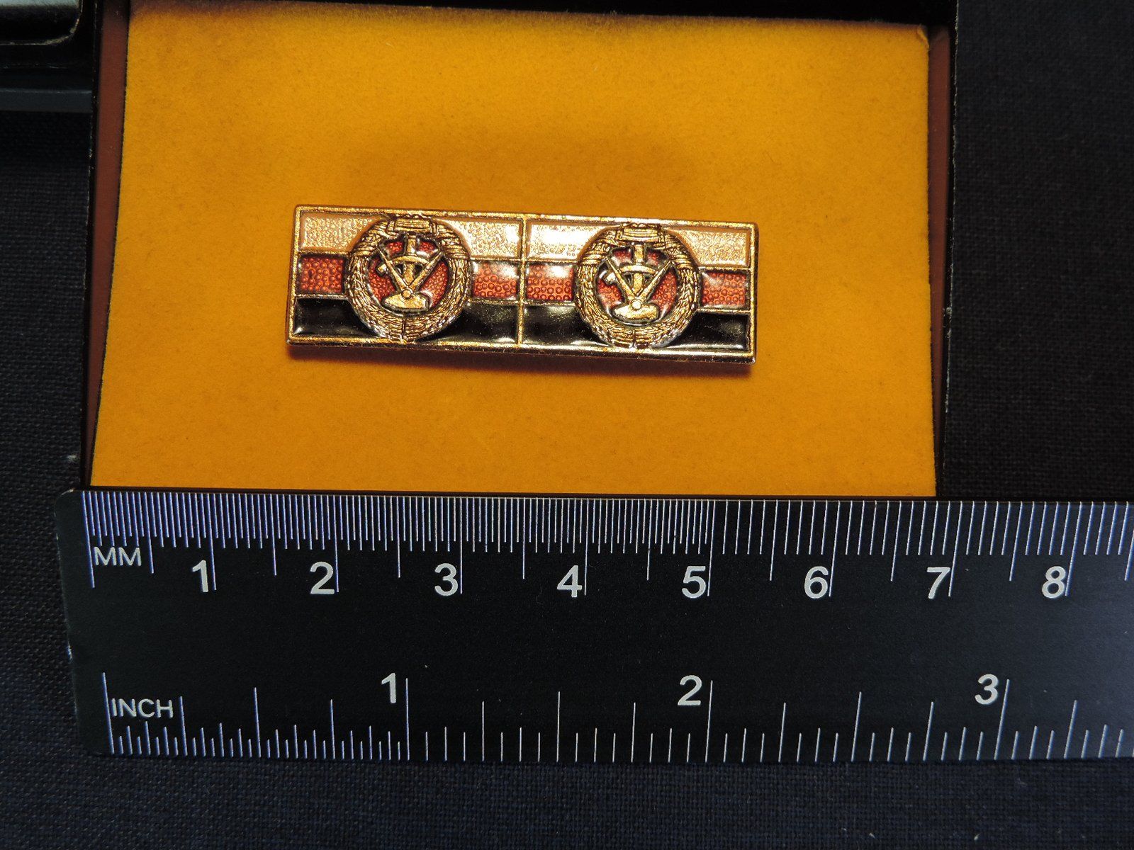 Placchette & Badge: DDR Schutzpolizei Ärmelaufnäher Abzeichen Konvolut – Usato da Duggingen venduto da doogbua 1