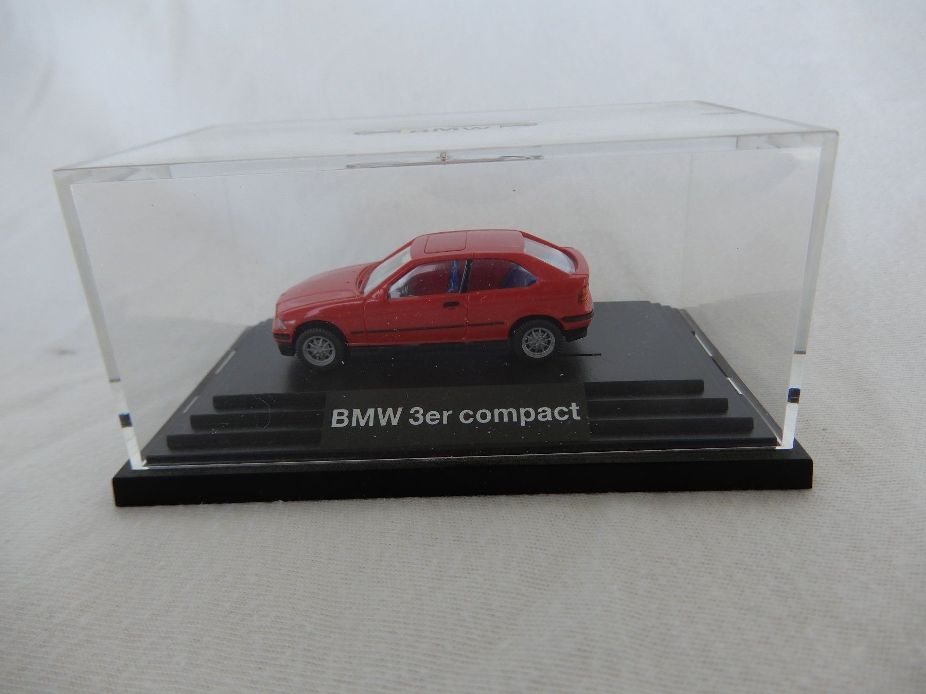 BMW Voitures modèles: BMW 3er compact – Neuf avec emballage d'origine à Berg SG par wp5_75cm