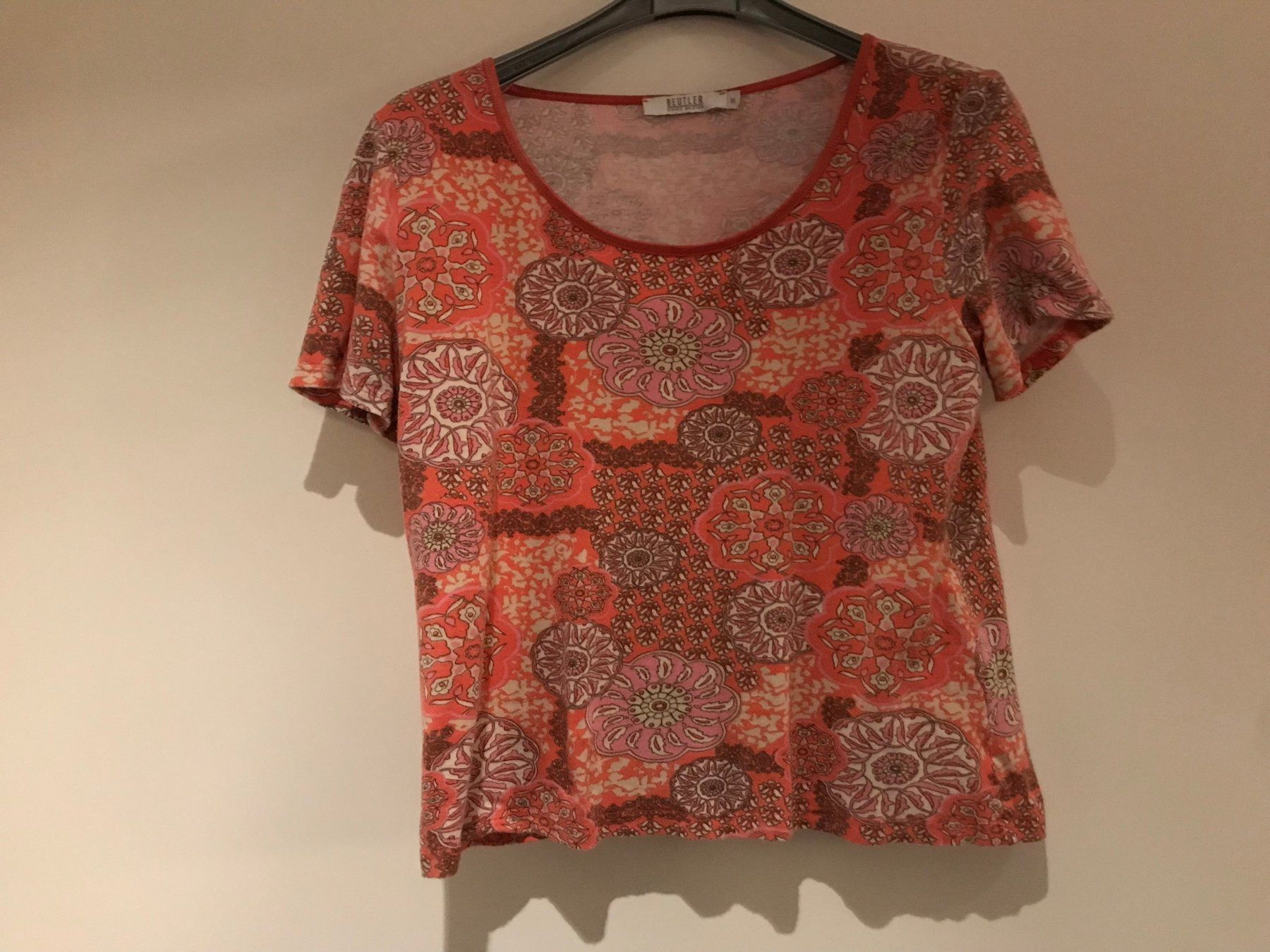 T-shirt: Beutler Tshirt mit Muster – Usato da Zumikon venduto da Uranus88 1