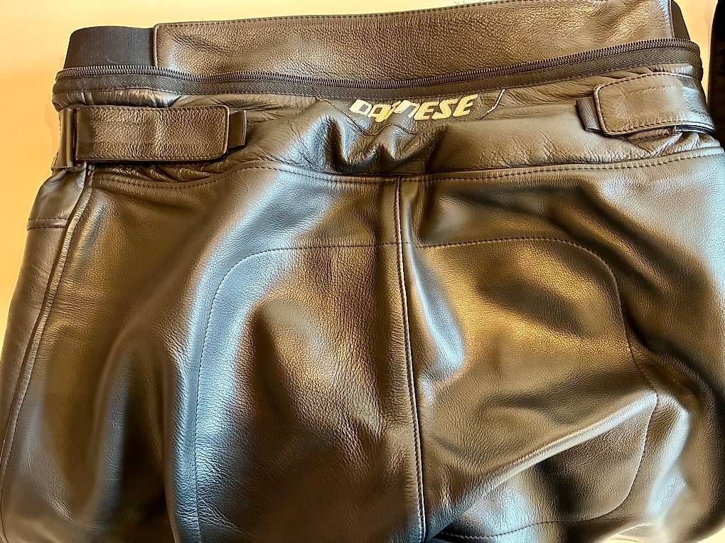 Anzüge, Sport- & Funktionsanzüge: Töff Lederkombi Dainese VR46 – Gebraucht aus Felsberg von Busla1 3