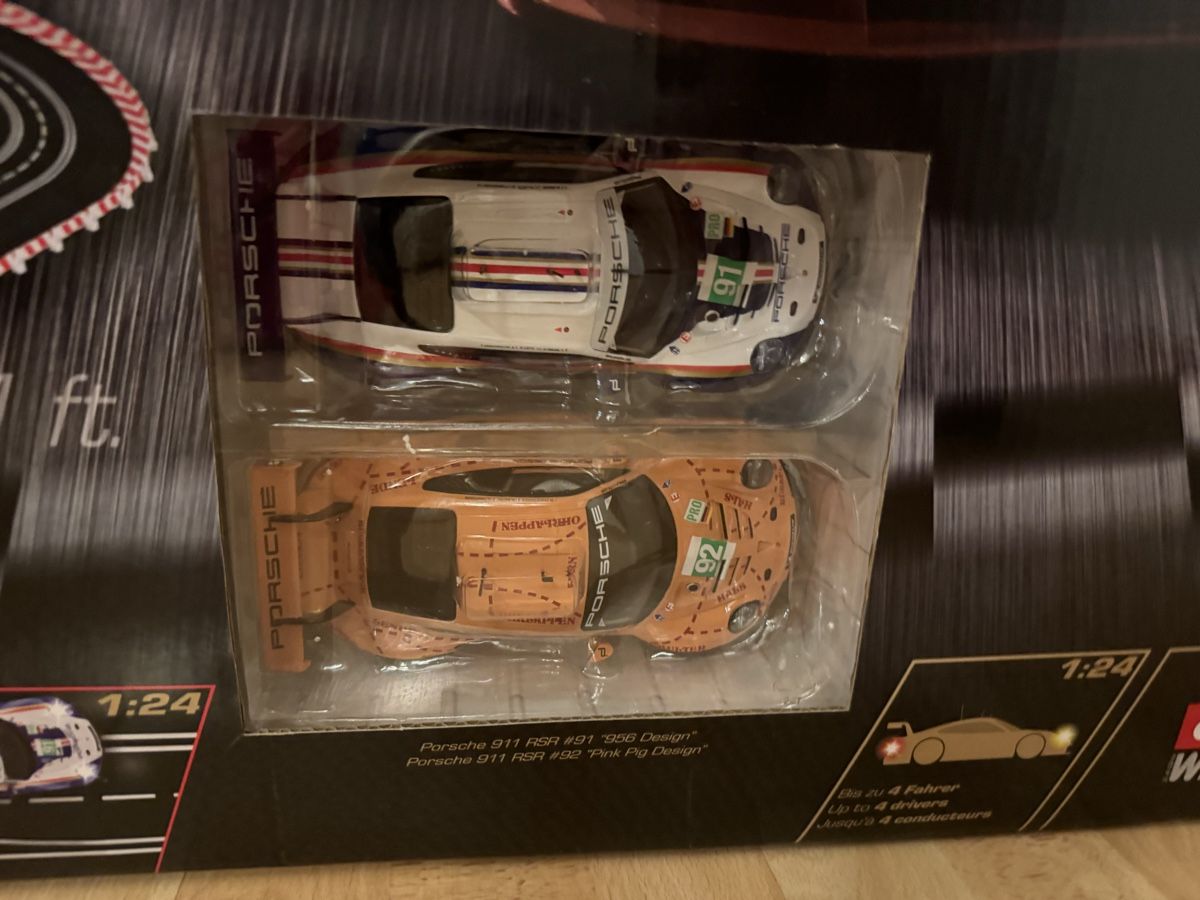 Carrera Rennbahnen: Carrera DIGITAL 124 Double Victory Autorennbahn Set – Neu und originalverpackt aus Mirchel von Hilal1994 2