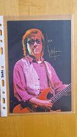 Bill Wyman, Original Autogramm auf Foto in Farbe